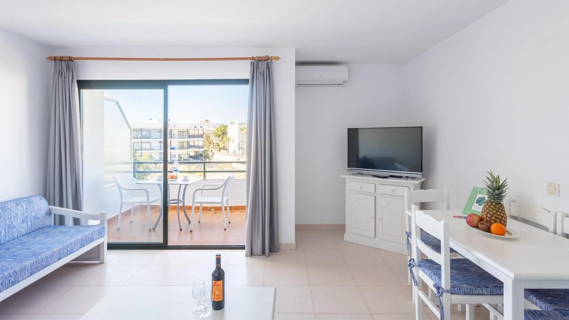 Apartmán Apartamentos Es Dolc Colonia de Sant Jordi